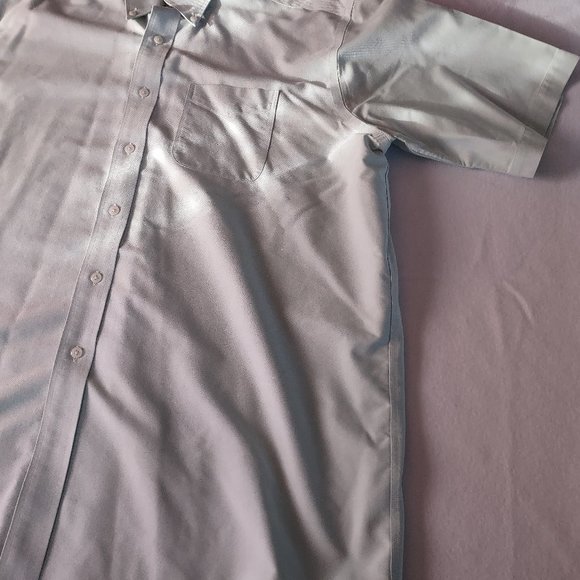 Mens L.L. Bean Short Sleeve Wrinkle Resistant Fitted Size 171/2 REG - Picture 4 of 13